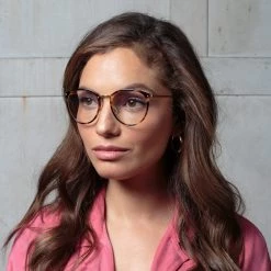 Linda Farrow The Calthorpe | Oval Optical Frame In Tortoiseshell (C15) 7 Linda Farrow The Calthorpe | Oval Optical Frame In Tortoiseshell (C15)