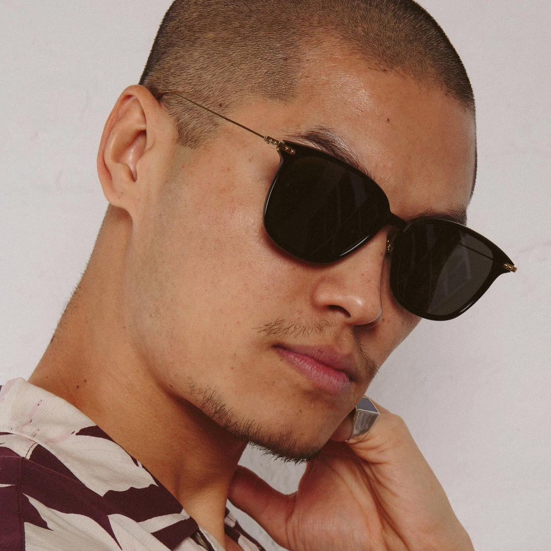 Linda Farrow Linear Coffey A Rectangular Sunglasses In Black (Men's) The LINEAR Collection 3 Linda Farrow Linear Coffey A Rectangular Sunglasses In Black (Men's) The LINEAR Collection