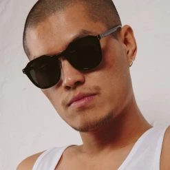 LINDA FARROW (U.K.) Fletcher Angular Sunglasses In Black Women's