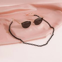 LINDA FARROW (U.K.) The LINDA FARROW Spring/Summer '22 Collection Black Small Square Acetate Chain