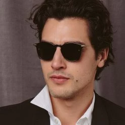 Linda Farrow Linear Mila A Square Sunglasses In Black