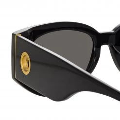 Linda Farrow The Debbie | D-Frame Sunglasses In Black (C1) Women's