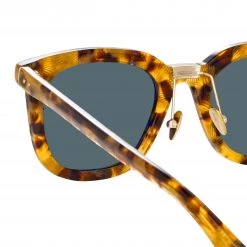 LINDA FARROW (U.K.) Women's Burton D-Frame Sunglasses In Tobacco Tortoiseshell 6 LINDA FARROW (U.K.) Women's Burton D-Frame Sunglasses In Tobacco Tortoiseshell